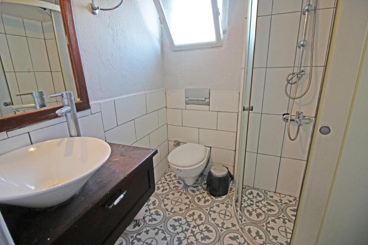 Eflatun Konuk Evi Hotel Canakkale Bagian luar foto